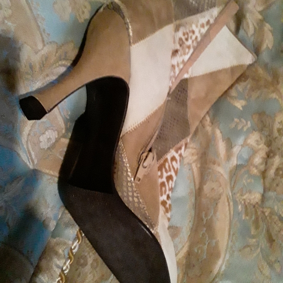 Boots - Picture 2 of 2